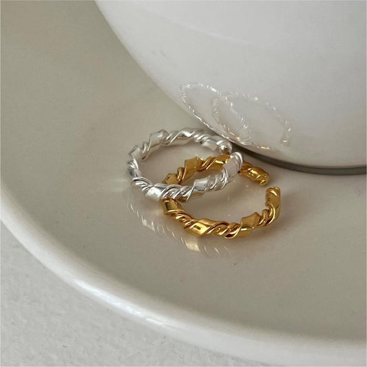 french-handmade-knot-ring