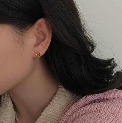  Whispering Romance: Effortless Chic with Love Earrings